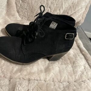 Rocket Dog Black Suede Lace-Up Ankle Booties with Buckle Accent